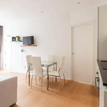 Easytopstay - Porta Romana Urban Chic-3